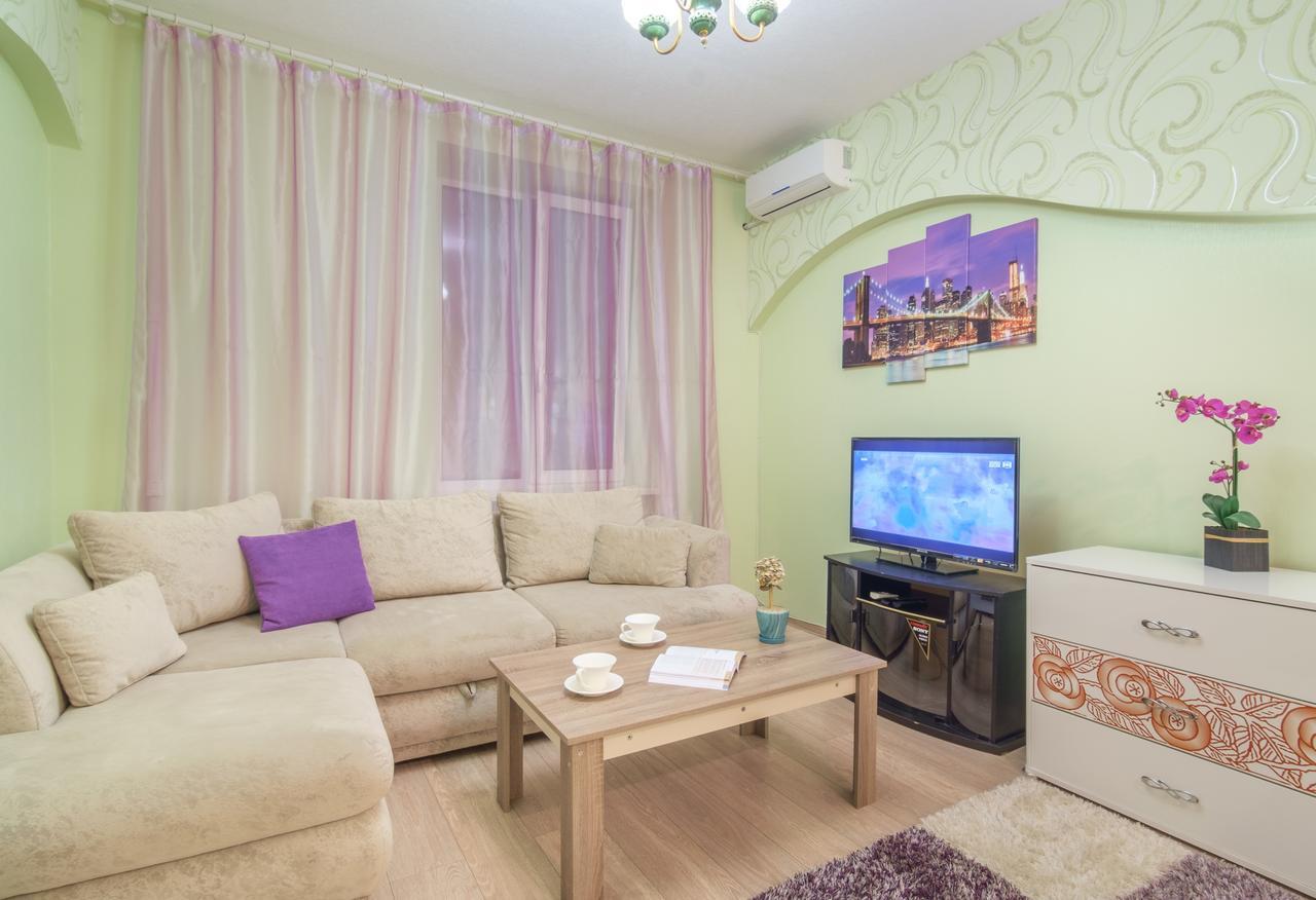 Appartement Panorama à Kharkiv Extérieur photo
